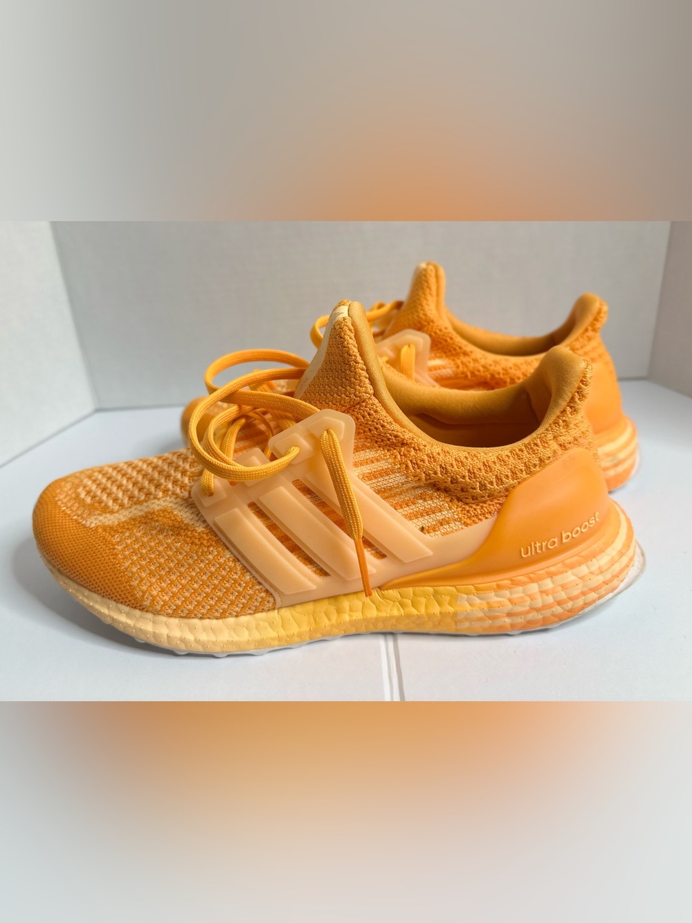 adidas Ultra‎ boost Orange burst Size8